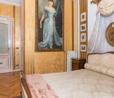 Gb House Bed and Breakfast